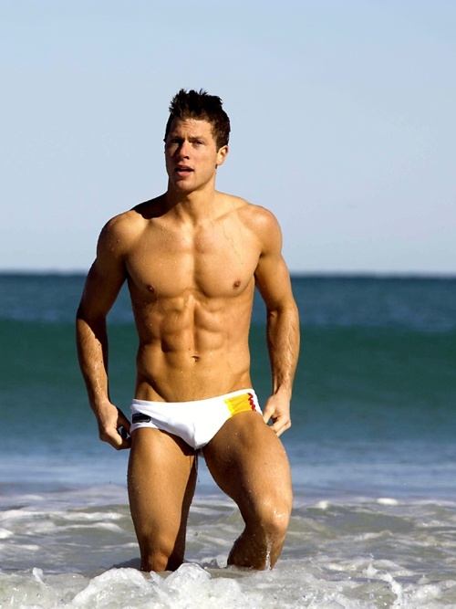 หุ่นแบบเนี้ยยั่วน้ำลาย