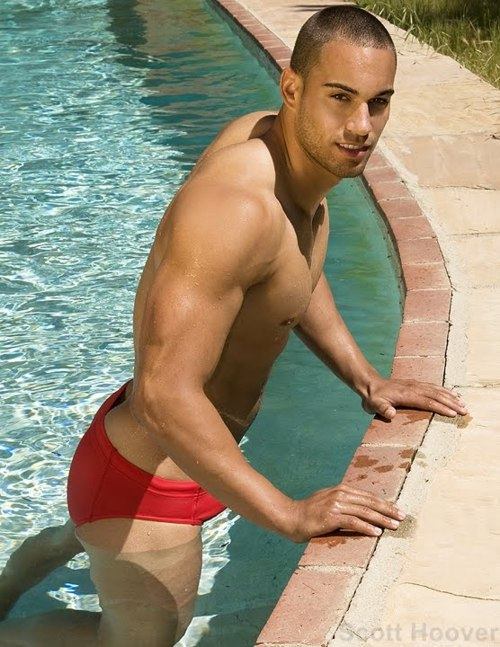 หุ่นแบบเนี้ยยั่วน้ำลาย