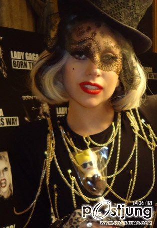 Lady Gaga Born this way