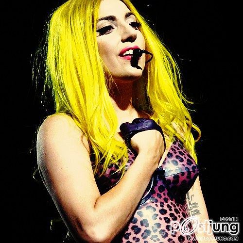 Lady Gaga Born this way