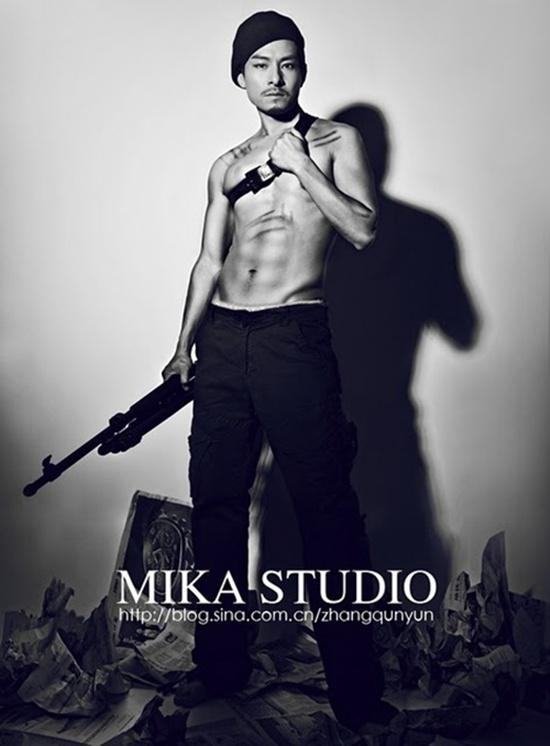 Photoshoot men album 324 : The Collection Mika Studio Men Fashion