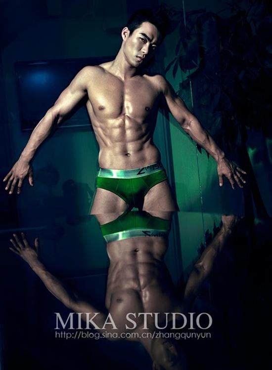 Photoshoot men album 324 : The Collection Mika Studio Men Fashion