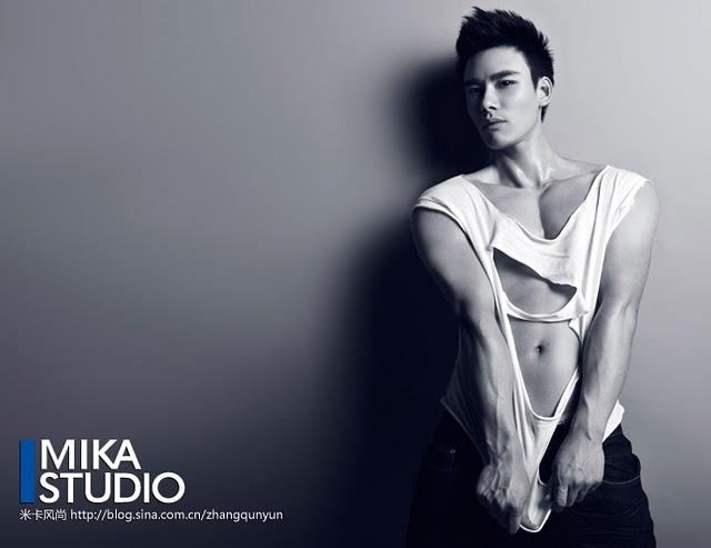 Photoshoot men album 324 : The Collection Mika Studio Men Fashion