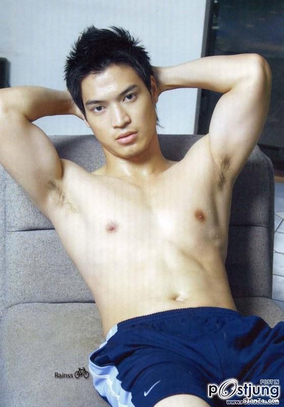 หนุ่มหล่อ หุ่นดี