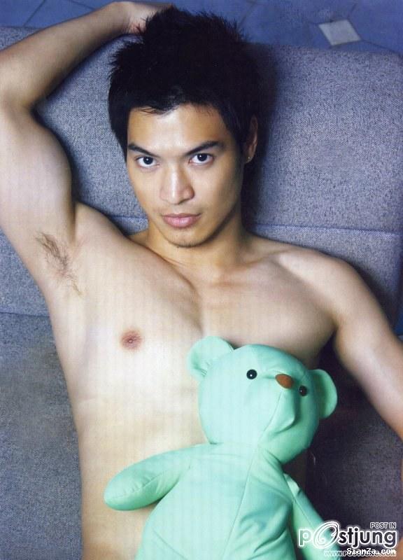 หนุ่มหล่อ หุ่นดี