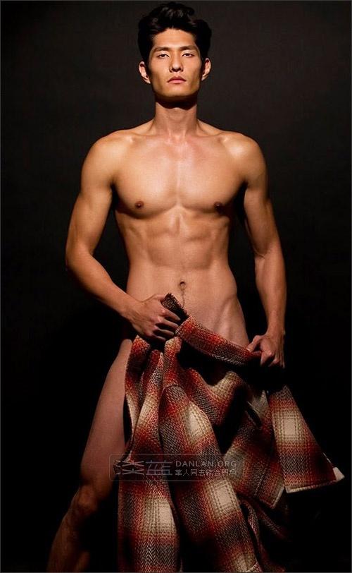 ตี๋๋๋๋เท่หุ่นเซ็กซี่