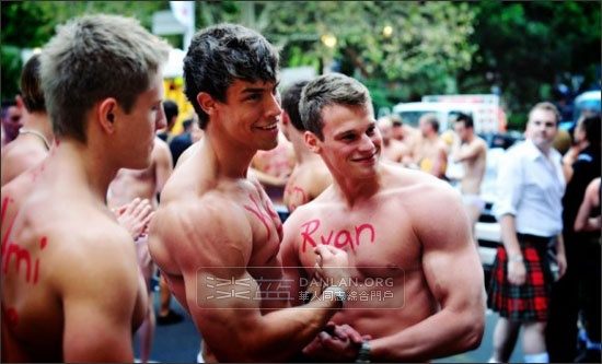 ก็เค้าชอบหมู่อ่ะ