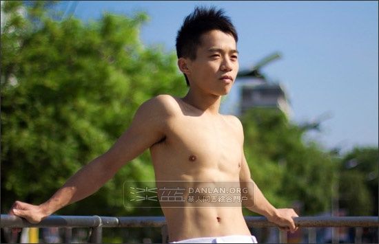 มาออกกำลังกายกับตี๋น้อยใต้หวันกันครับ