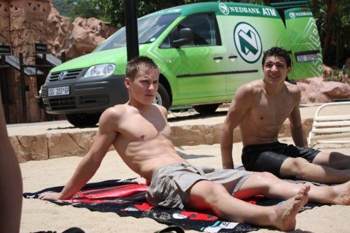 หลับกันยังครับ