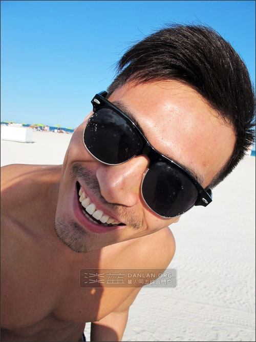 เสนอตี๋หล่อเข้ม