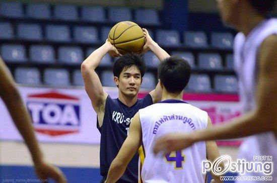 อ้วน รังสิต ศิรนานนท์ หล่อ ตี๋ หุ่นดี เซ็กซี่ที่สุดด!!!!!