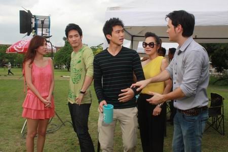 อั้ม-พัชราภา เลิศเลอเฉิดฉาย ในละคร ในรอยรัก