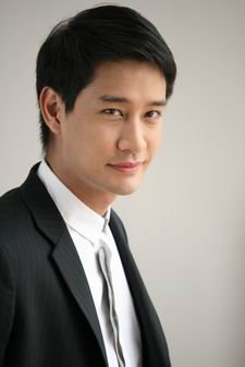 อั้ม-พัชราภา เลิศเลอเฉิดฉาย ในละคร ในรอยรัก