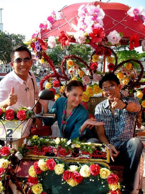 ขวัญ อุษามณี พาทัวร์ มะละกา