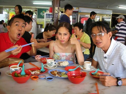 ขวัญ อุษามณี พาทัวร์ มะละกา