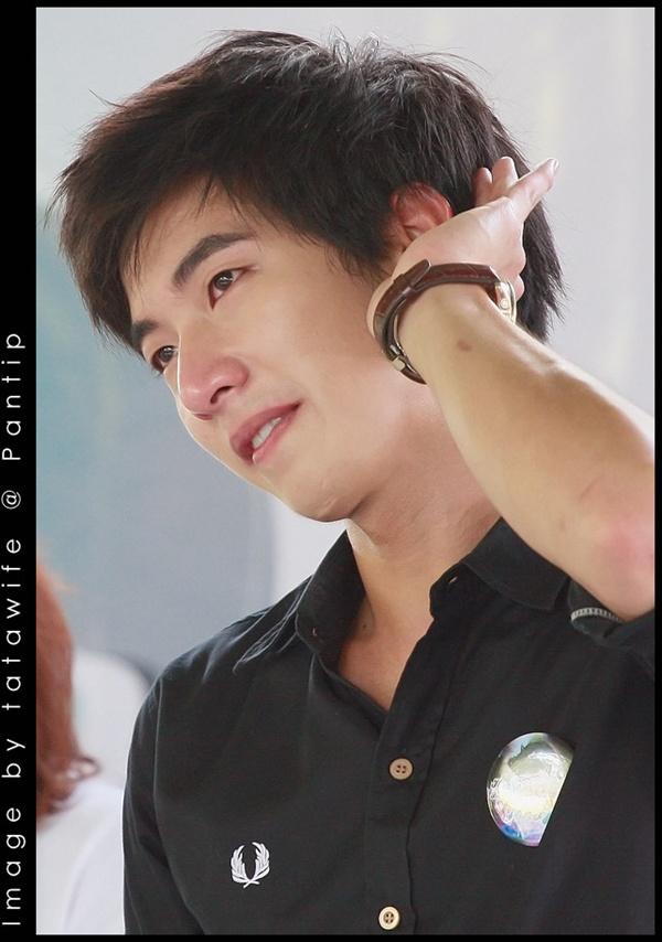 โตโน่ & แฟนคลับ ทำบุญวันเกิด ณ. บ้านราชาวดี