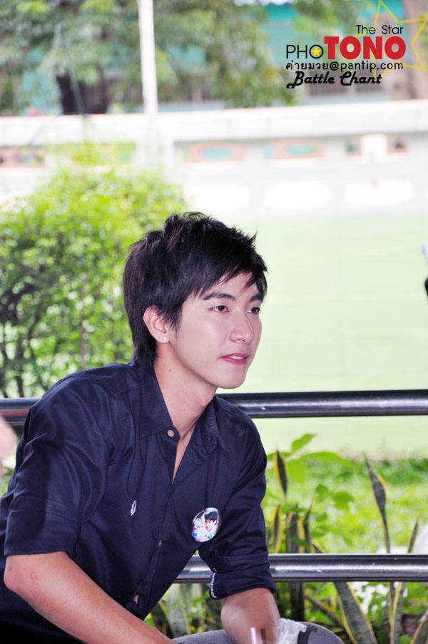 โตโน่ & แฟนคลับ ทำบุญวันเกิด ณ. บ้านราชาวดี