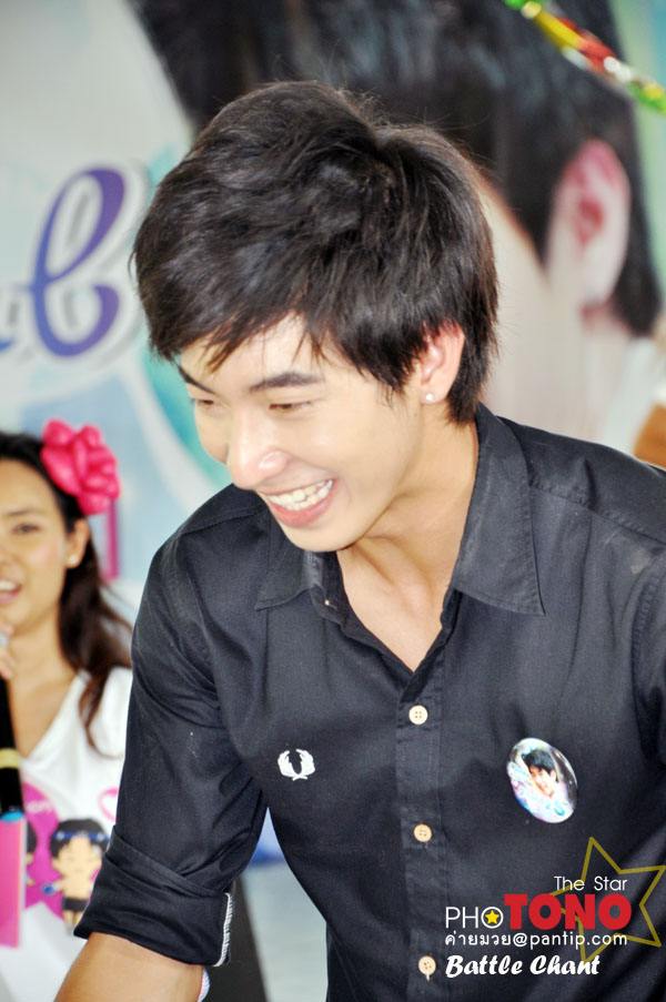 โตโน่ & แฟนคลับ ทำบุญวันเกิด ณ. บ้านราชาวดี
