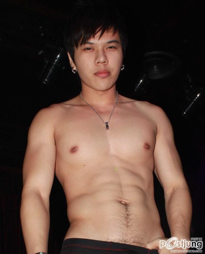 เดินแบบโอ้วววอีสสส2