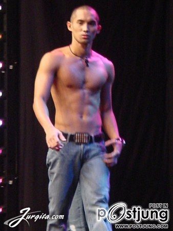 Mark Onir อาหารพักเบรคก่อนเที่ยงคร๊าบบ คริๆ By Chay-ake