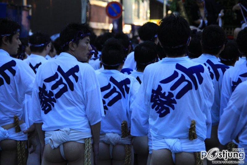 ดูหนุ่มๆ ญี่ปุ่นกันคับ และเทศกาล Yamakasa