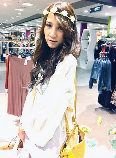 รวมรูปเก่าๆ ของซุปตาร์อั้ม