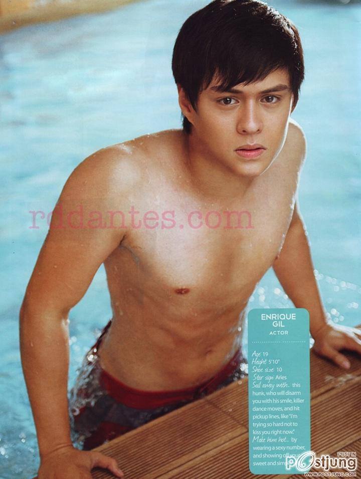 10 Centerfolds @ Cosmopolitan Philippine September 2011