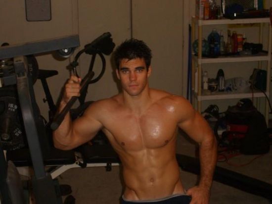 ออกกำลังกายกับหนุ่มเซ็กซี่