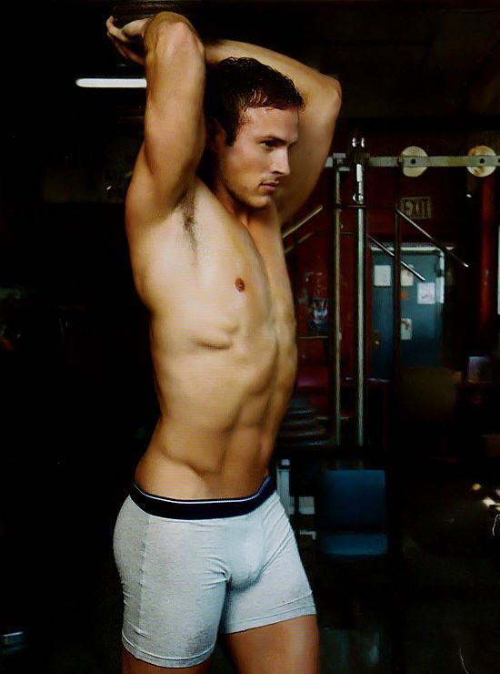 ออกกำลังกายกับหนุ่มเซ็กซี่