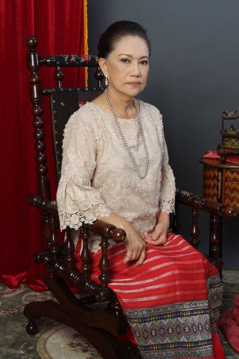 ป้ามี้ พิศมัยเป็นบัวเงน(ตอนชรา) สง่ามากค่ะ