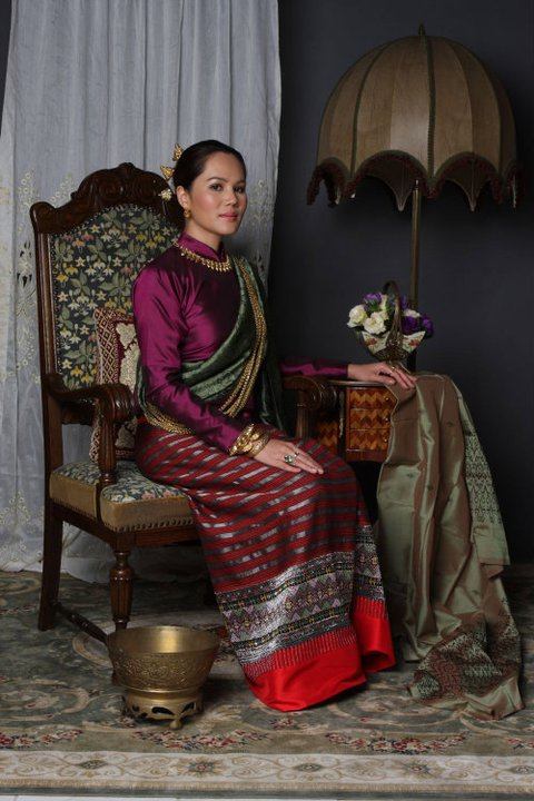 คุณนก ชาลิดาเล่นเป็นพระชายา