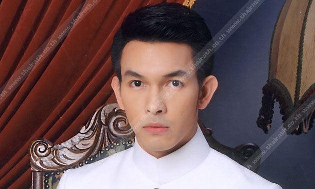 รอชม"รอยไหม" จันทร์นี้ค่ะ....^^