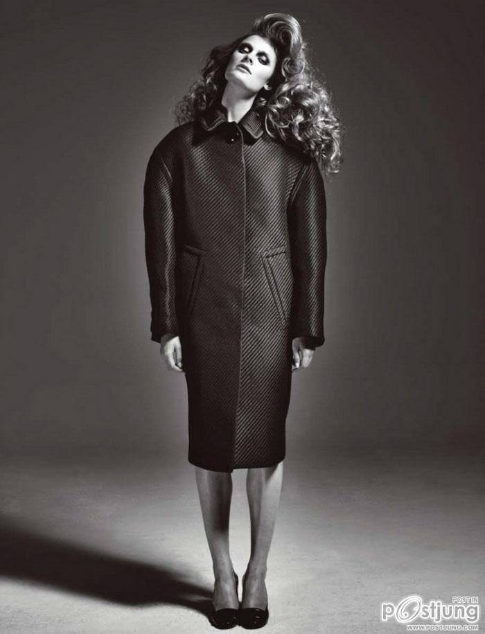 Constance Jablonski @ Num&eacute;ro no.11 China Magazine September 2011