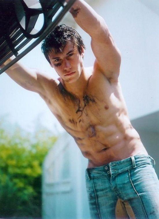 ช่างเครื่องคนสวนกรรมกรแข่งกันเซ็กซี่