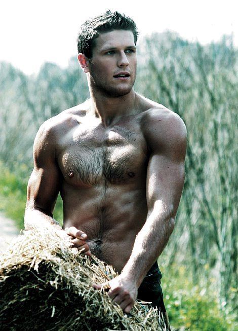 ช่างเครื่องคนสวนกรรมกรแข่งกันเซ็กซี่