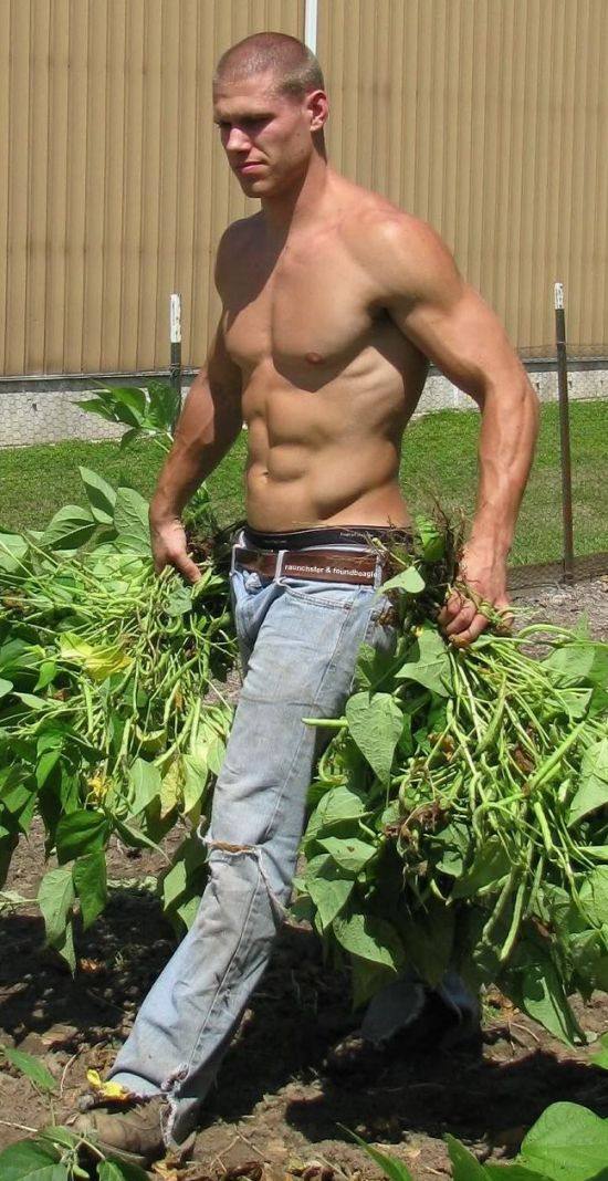 ช่างเครื่องคนสวนกรรมกรแข่งกันเซ็กซี่