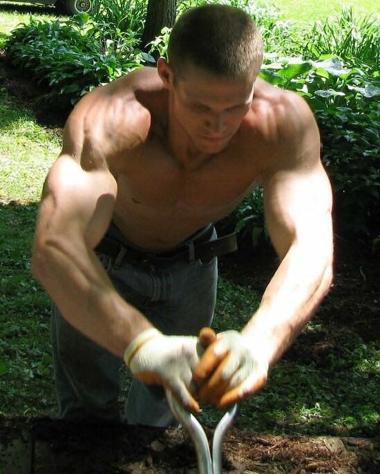 ช่างเครื่องคนสวนกรรมกรแข่งกันเซ็กซี่