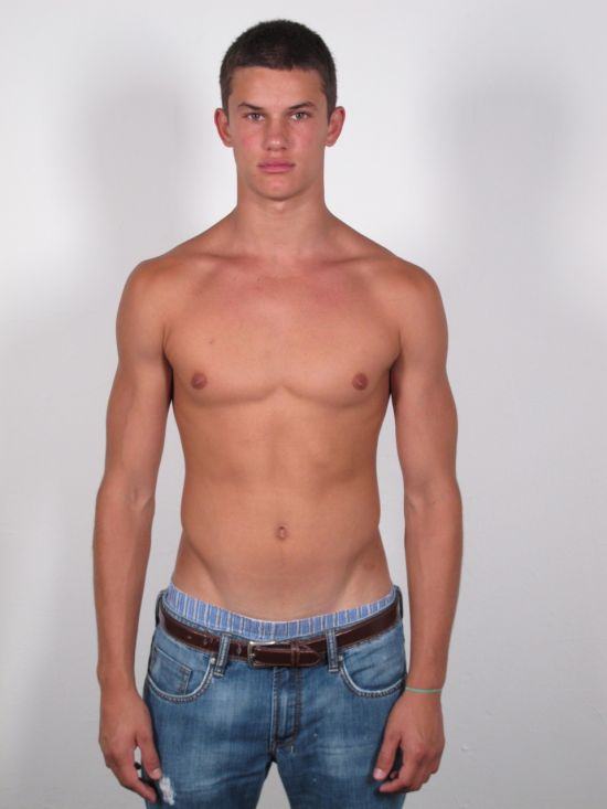 ใส่ยีนแล้วเซ็กซี่แบบนี้มั้ย