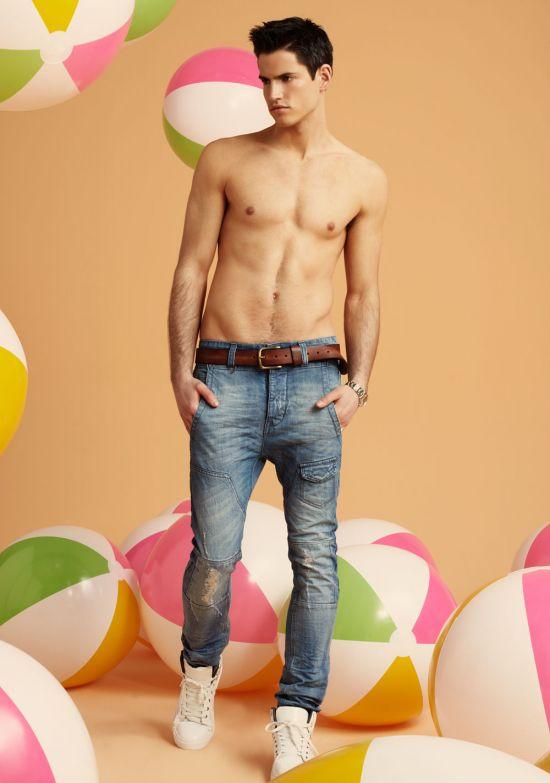 ใส่ยีนแล้วเซ็กซี่แบบนี้มั้ย