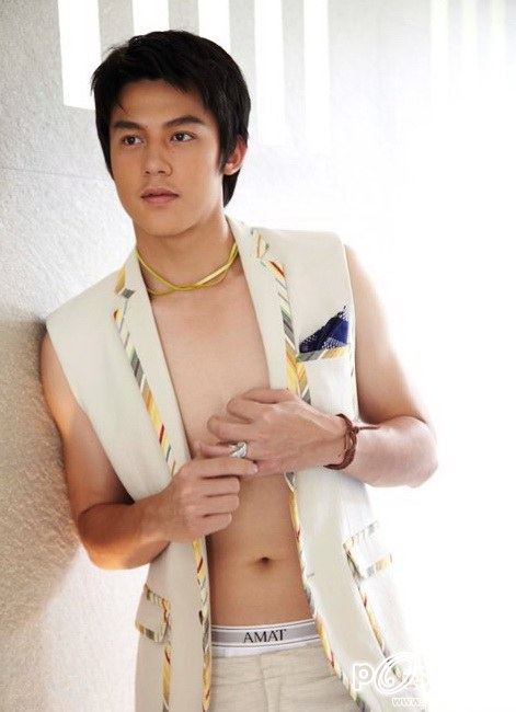 ดาราเปิดอก