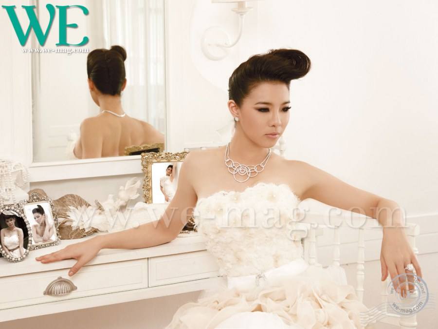 คริส หอวัง @ WE  no.89 September 2011