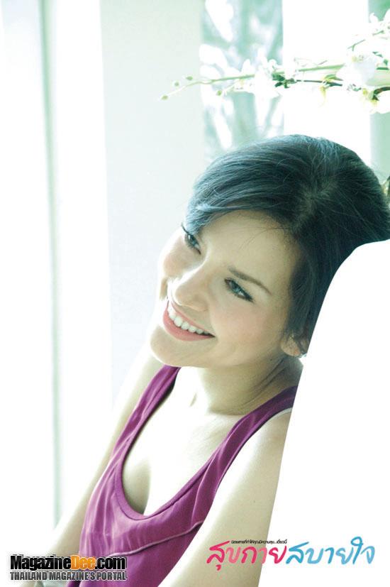 อ้อม พิยดา @ สุขกายสบายใจ vol. 1 no. 7 September 2011