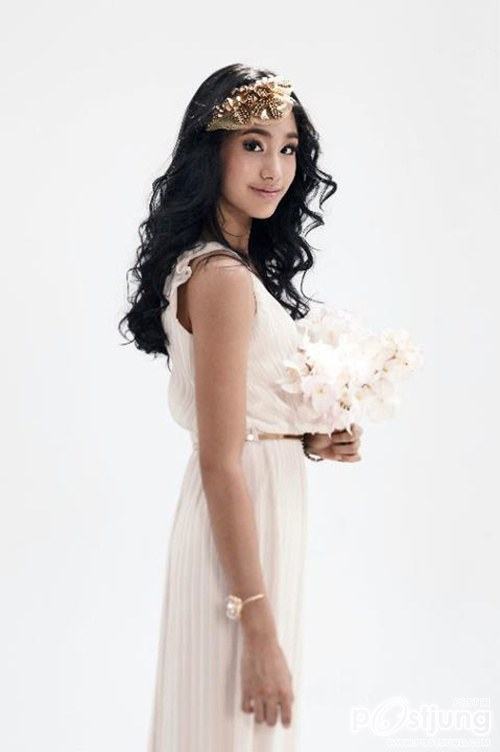 ปันปัน-เต็มฟ้า @ MIRACLE OF LIFE MAGAZINE vol. 1 no. 5 August 2011