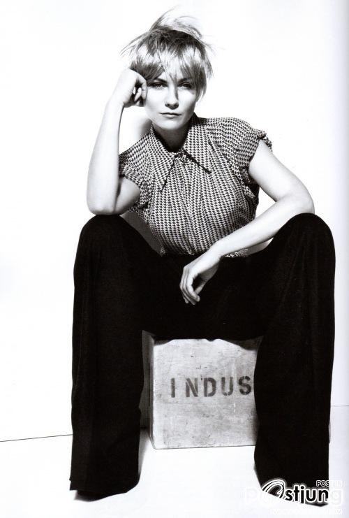 Kirsten Dunst @ Wonderland Magazine Sep./Oct. 2011