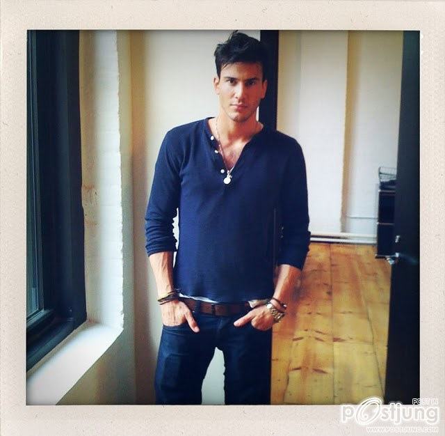 Photoshoot men album 335 : STEVE GOLD  NEW POLAROIDS