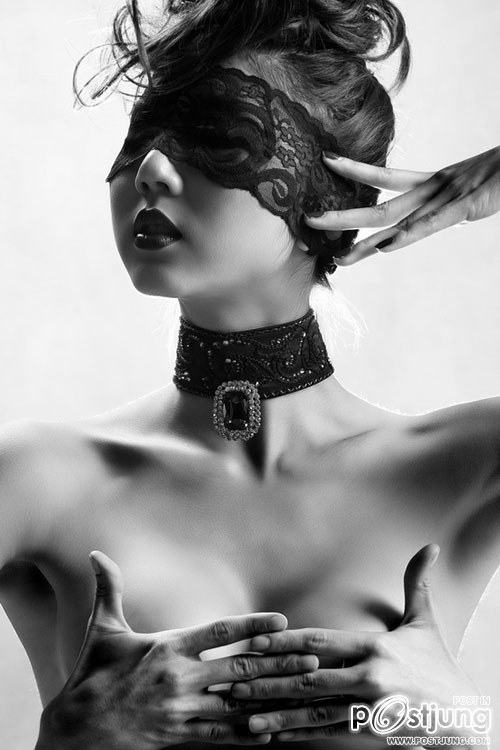 Ngoc Quyen : shock with nude photos