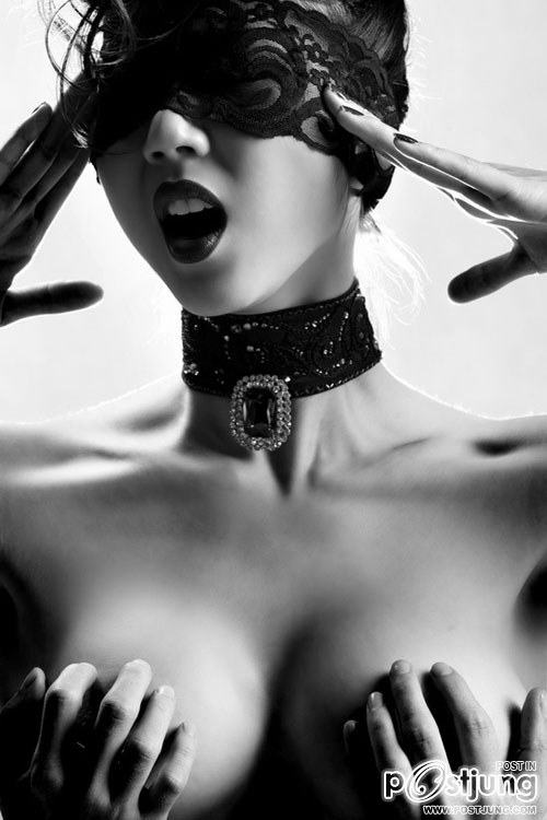 Ngoc Quyen : shock with nude photos