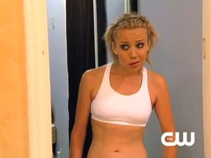 อ๊ะ ๆ อีนี่ นินทา  ชั้น หรอ ย๊ะ