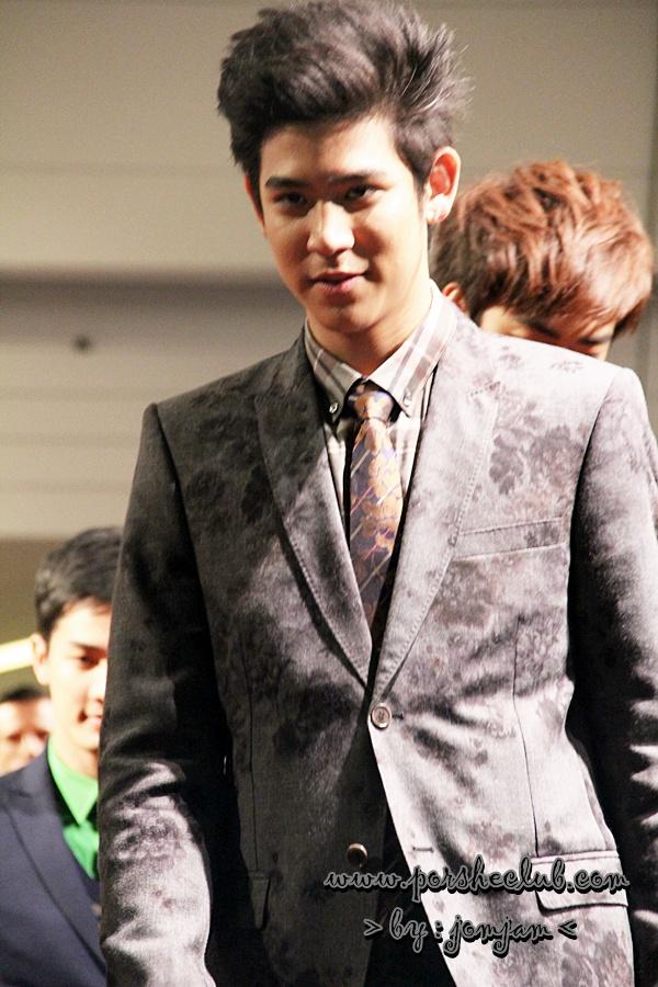 พอร์ช เดินแบบงาน Men’s Mission to Style by Thanachart @ Siam Paragon