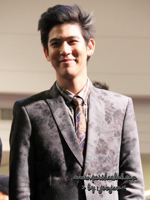 พอร์ช เดินแบบงาน Men’s Mission to Style by Thanachart @ Siam Paragon